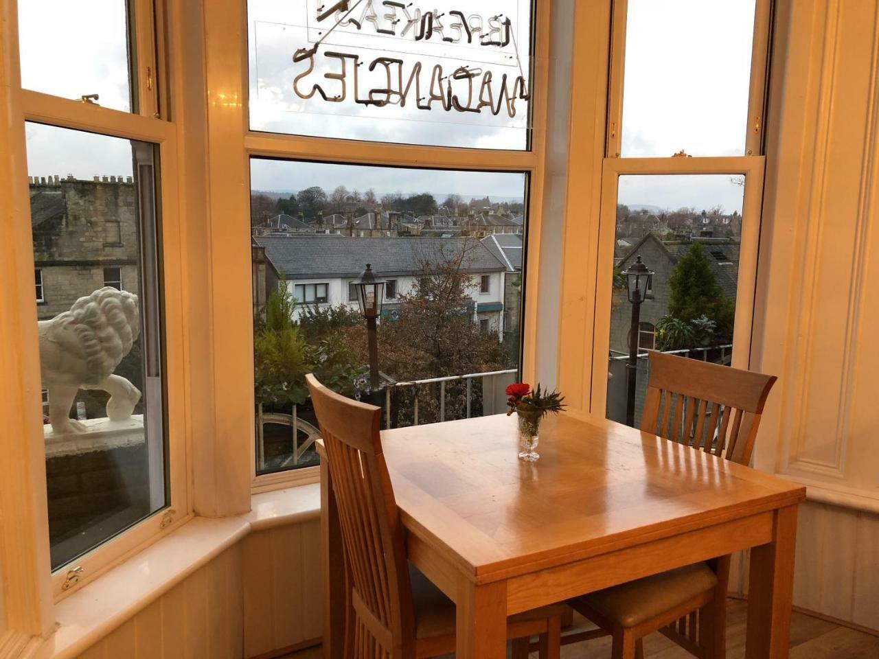 Castle Walk Bed & Breakfast 3*